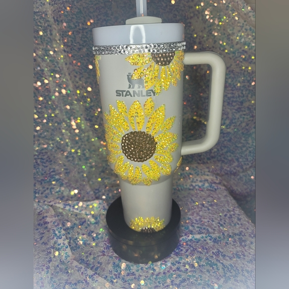Bling Stanley Tumbler Cup 40oz - Picture 2 of 6